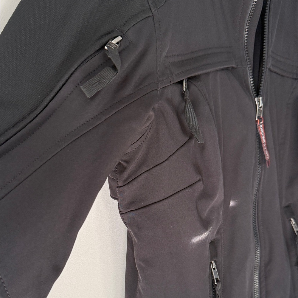 Harley-Davidson woman’s black Performance Jacket. Worn once. - Picture 5 of 9